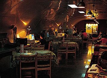 “马里奥红”Switch OLED主机国行版发售 定价2599元